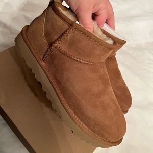 UGG Ultra Mini
